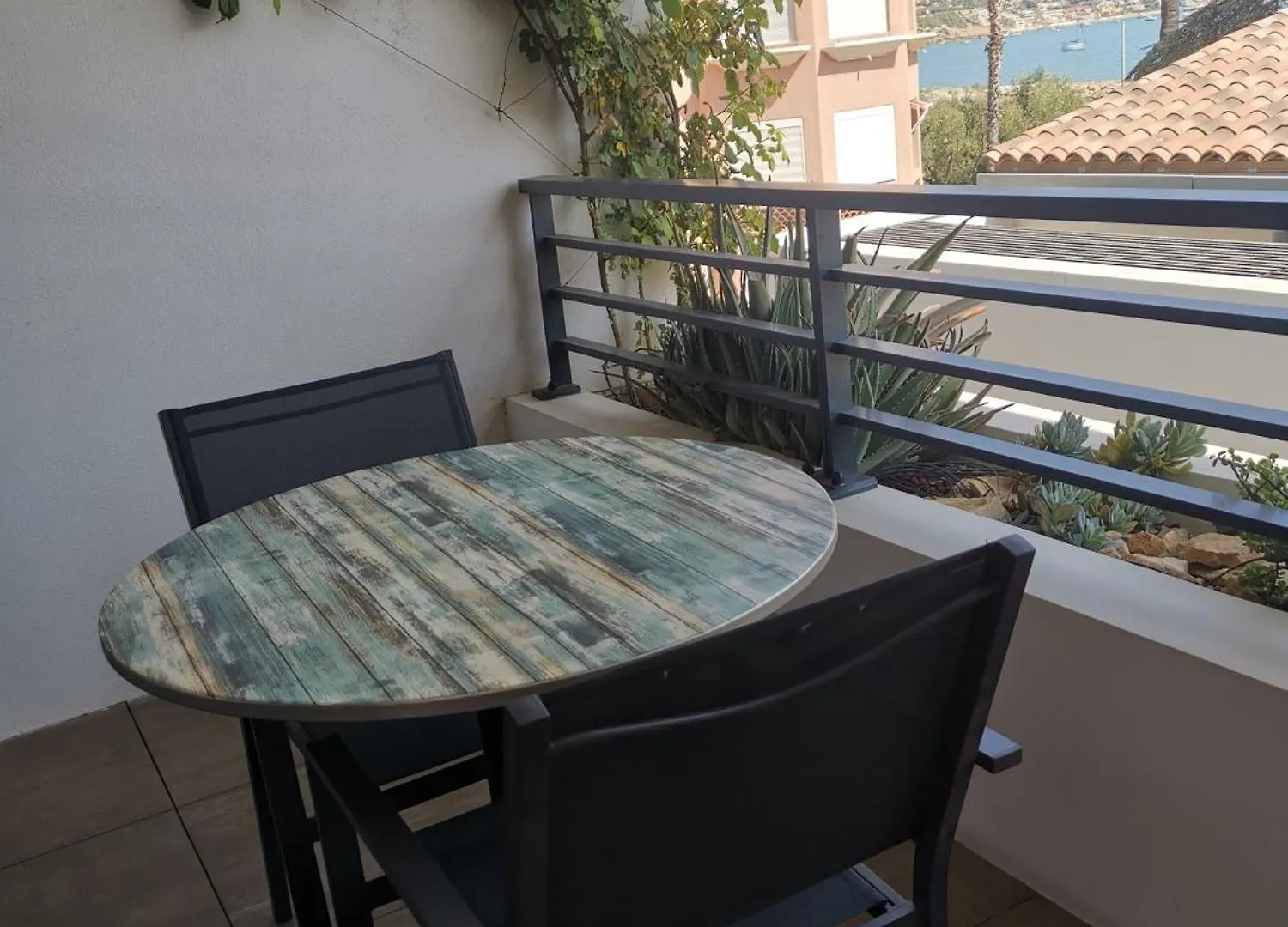 Ofdl B T1 Bandol - Briotine Foyalais Apartment